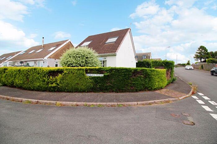 3 Bedroom Detached Bungalow For Sale In Rowan Close, Penycoedcae, Pontypridd, CF37