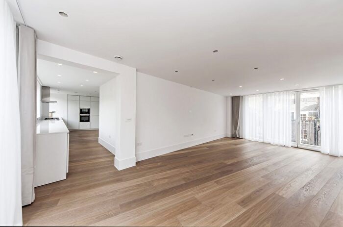 2 Bedroom Flat To Rent In York Street Chambers, York Street, London, W1H