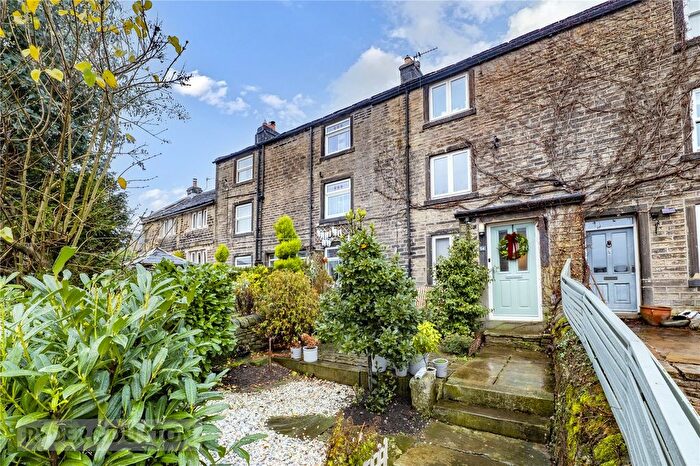 4 Bedroom Terraced House For Sale In Paris Road, Scholes, Holmfirth, HD9