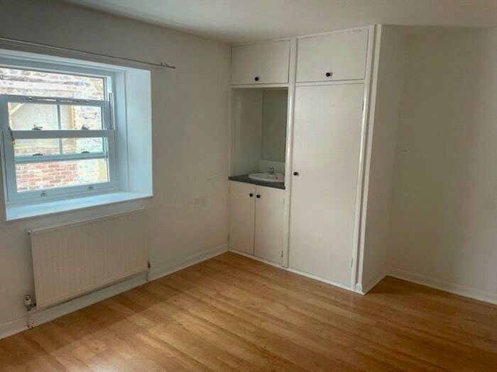 1 Bedroom Apartment To Rent In Mill Street, Honiton, Devon, EX14