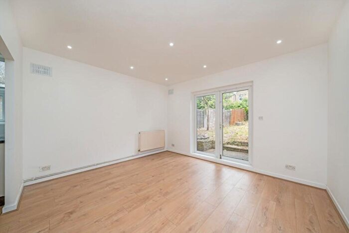1 Bedroom Flat For Sale In Stanstead Road, Catford, SE6