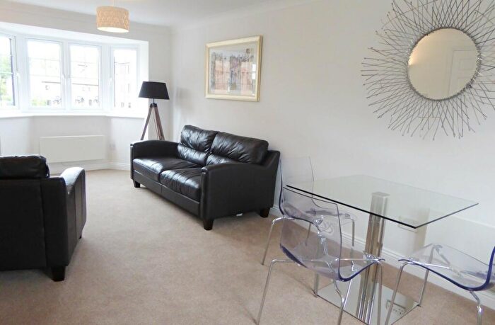 1 Bedroom Apartment To Rent In Swan Place, Reading, RG1