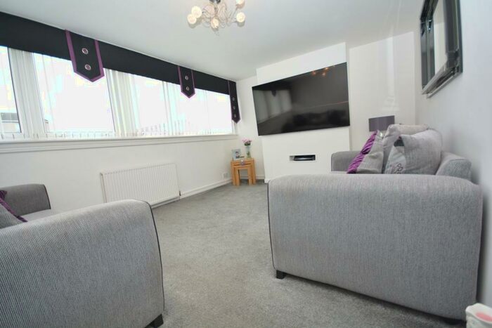2 Bedroom Maisonette For Sale In Craigie Place, Galston, KA4