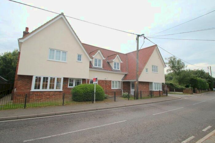 2 Bedroom Apartment To Rent In Althorne, CM3