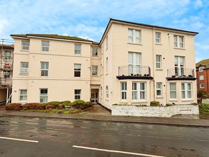 2 Bedroom Flat For Sale In Stade Street, Hythe, CT21