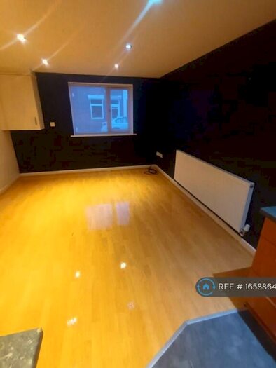 2 Bedroom Flat To Rent In Edward Street, Burton On Trent, DE14