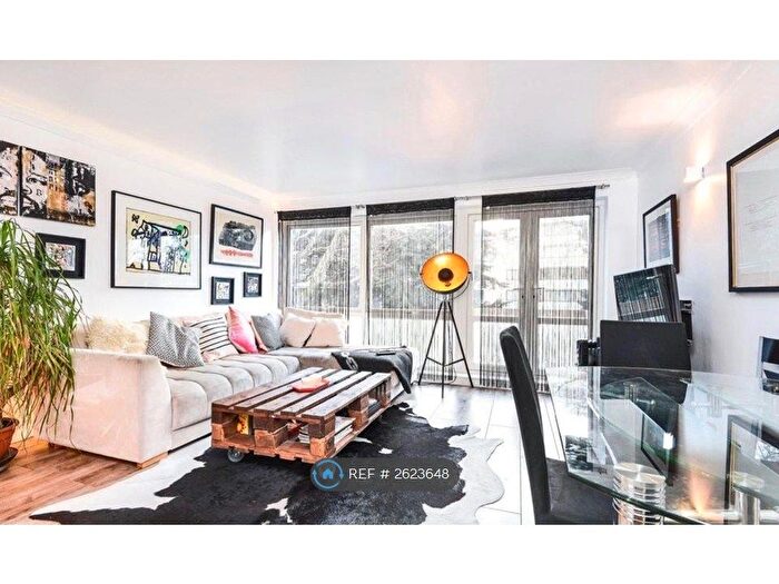 2 Bedroom Flat To Rent In North Hill, London, N6