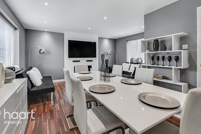 4 Bedroom Detached House For Sale In Westleton Way, Felixstowe, IP11