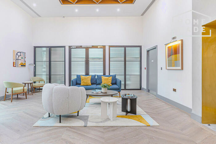 3 Bedroom Apartment To Rent In George Street, Croydon, CR0