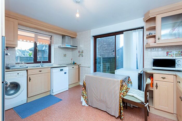 2 Bedroom Semi-detached House For Sale In Martinfield, Fulwood, PR2