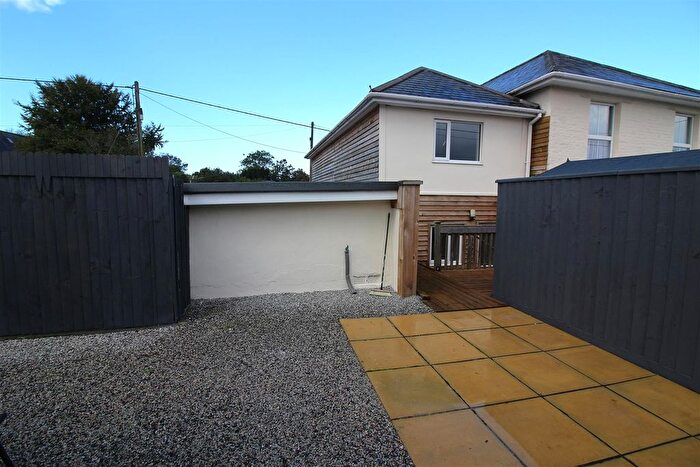 2 Bedroom Terraced House For Sale In Saltash Road, Callington, PL17
