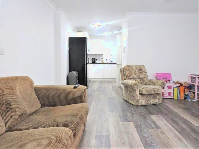 1 Bedroom Flat For Sale In Eld Lane, Colchester, CO1