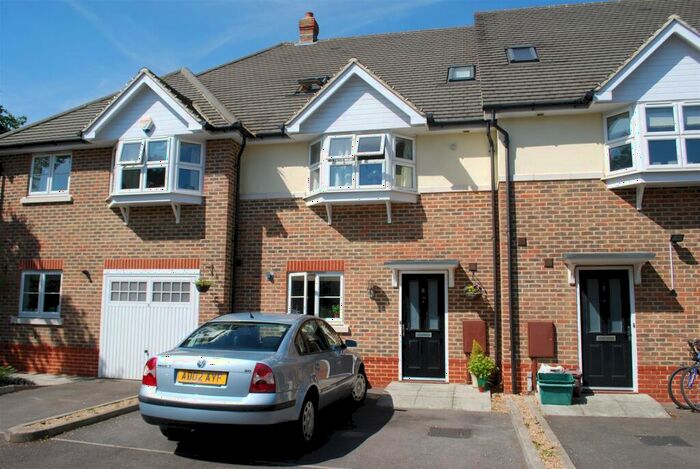 4 Bedroom Terraced House To Rent In Stable Close, Kingston Upon Thames, KT2
