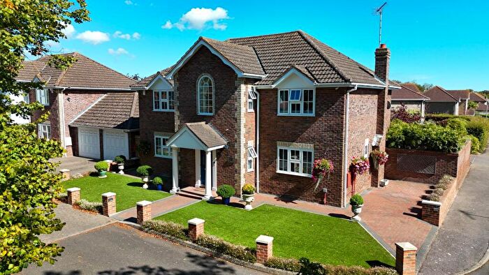 4 Bedroom Detached House For Sale In The Brambles, Southminster, CM0