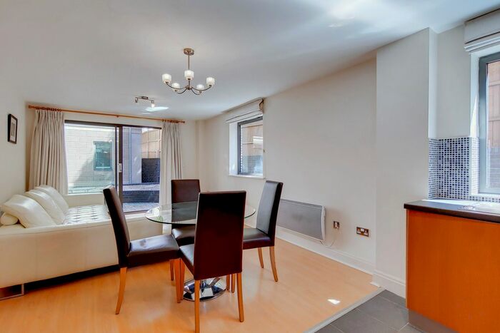 2 Bedroom Flat To Rent In Tounson Court, Montaigne Close, London, SW1P