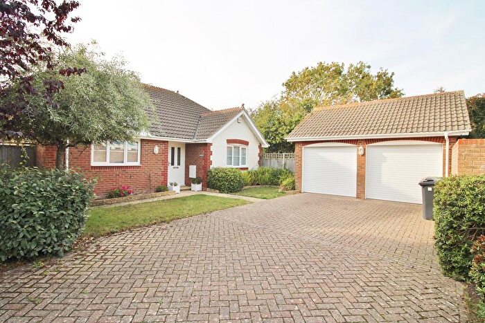 2 Bedroom Detached Bungalow For Sale In Victoria Road, Hayling Island, PO11