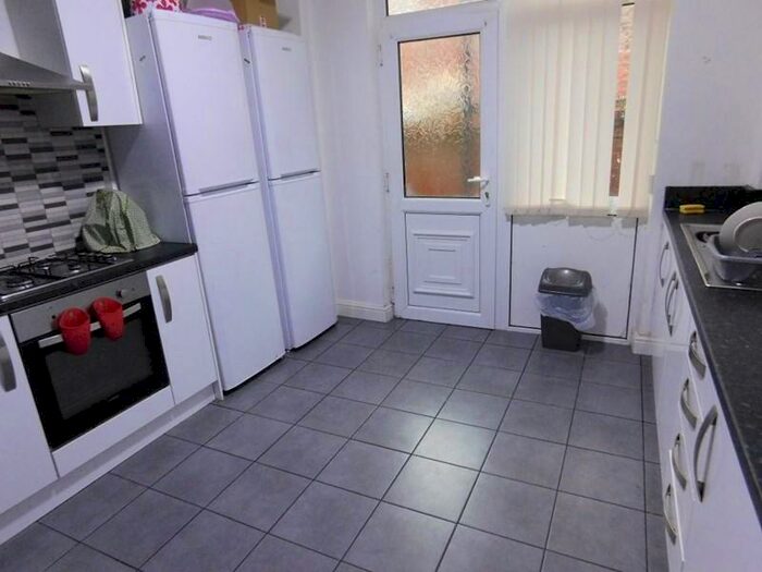 5 Bedroom Terraced House To Rent In Salisbury Road, Liverpool, L15