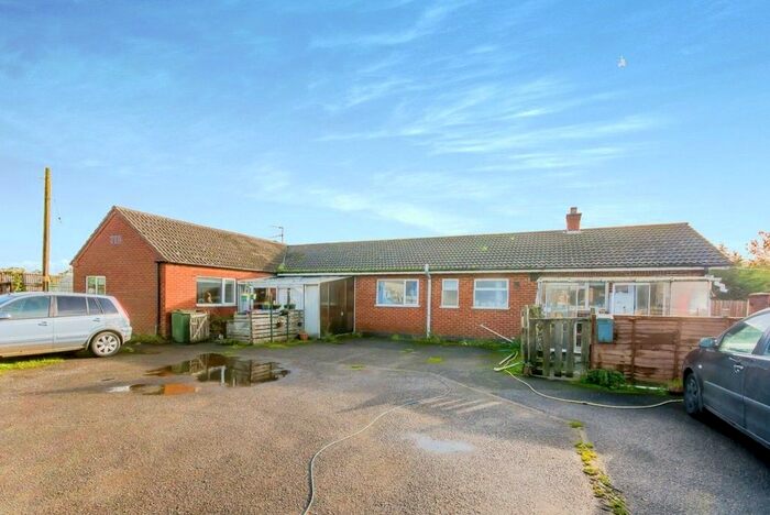 4 Bedroom Bungalow For Sale In Kirton Holme, Boston, PE20