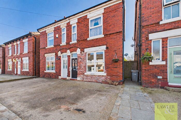 2 Bedroom Semi-Detached House For Sale In Shrigley Road North, Poynton, Stockport, Cheshire, SK12