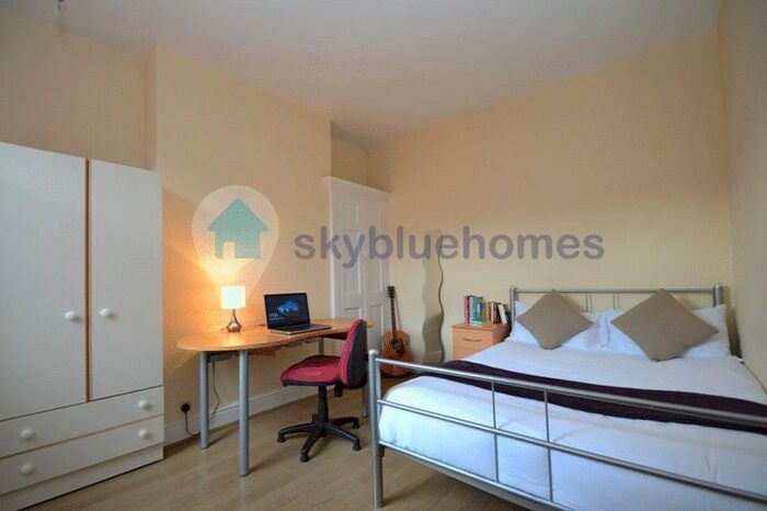 5 Bedroom Terraced House To Rent In Chaucer Street, Leicester, LE2