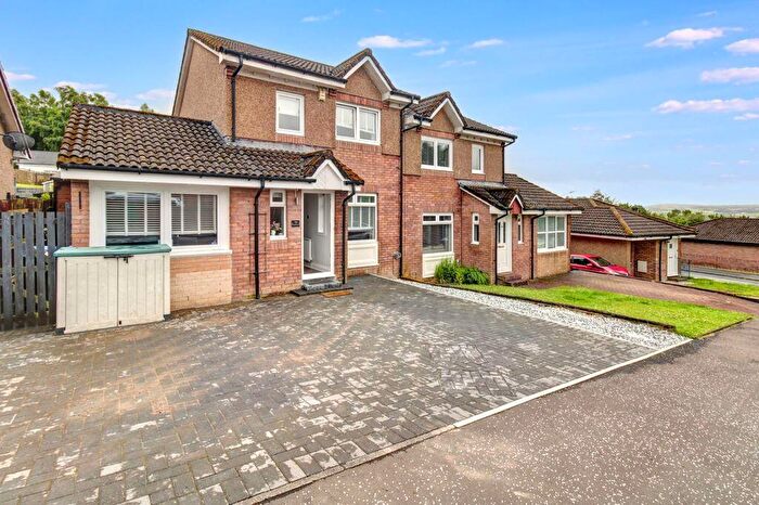 4 Bedroom Semi-Detached House For Sale In Broomhill Crescent, Alexandria, G83