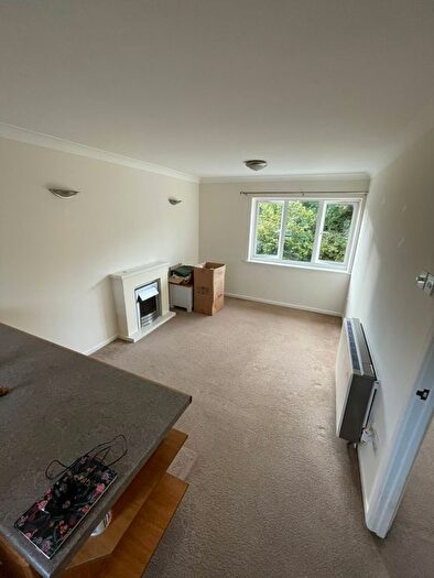 1 Bedroom Flat To Rent In Hook Farm Road, Bridgnorth, WV16