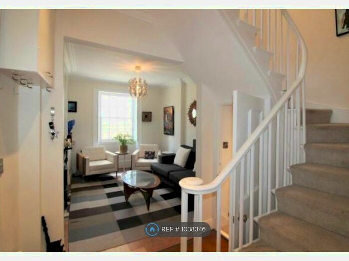 4 Bedroom Semi-Detached House To Rent In Friernhay Street, Exeter, EX4