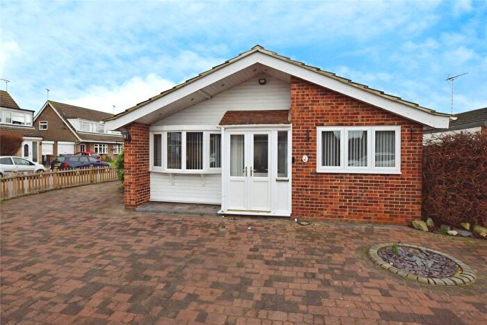 2 Bedroom Bungalow For Sale In Coxs Close, South Woodham Ferrers, Chelmsford, Essex, CM3