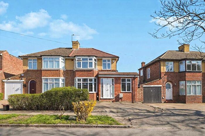 4 Bedroom Semi Detached House For Sale In Wetheral Drive, Stanmore, HA7