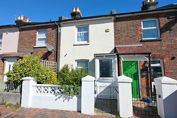 2 Bedroom Terraced House For Sale In Myrtle Road, Eastbourne, BN22