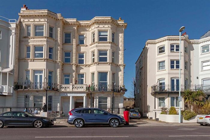 3 Bedroom Flat To Rent In Marine Parade, Worthing Central, Worthing, BN11