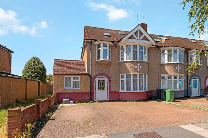5 Bedroom House For Sale In Camborne Road, Morden, SM4