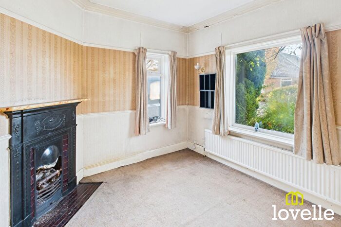 3 Bedroom Semi-Detached House For Sale In Maytree Avenue, Kingston Upon Hull, HU8