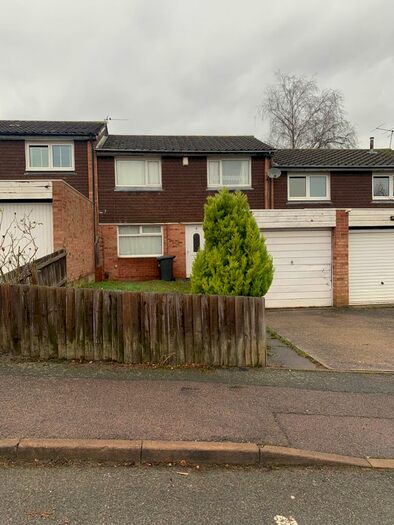 3 Bedroom Town House To Rent In Dudlestone Close, Leicester LE5