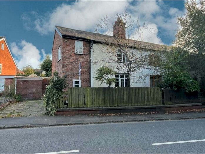 2 Bedroom Cottage To Rent In Beach Road, Hartford, CW8