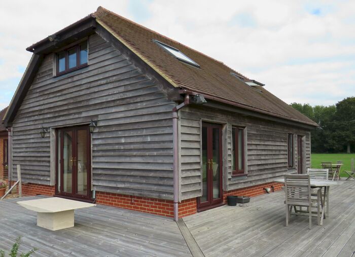 1 Bedroom Semi-Detached Bungalow To Rent In Coltstaple Lane, Horsham, RH13