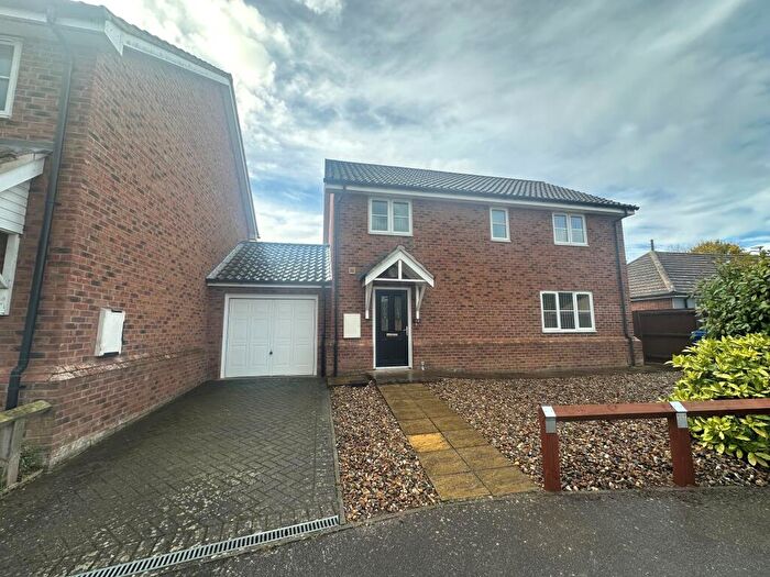 4 Bedroom House To Rent In Heathlands, Beck Row, Bury St. Edmunds, IP28