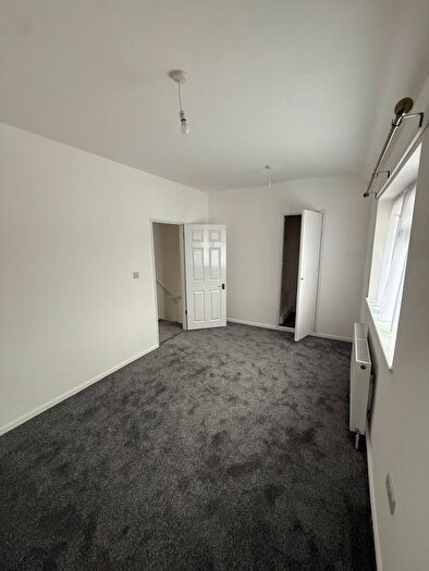 3 Bedroom Terraced House To Rent In Comyns Road, Dagenham, RM9