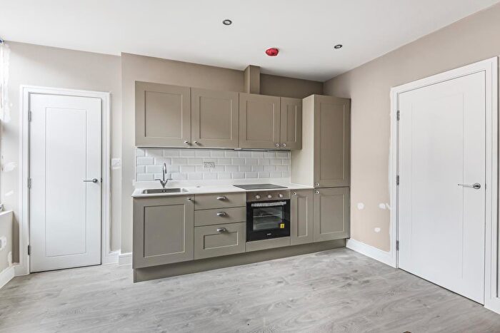 1 Bedroom Apartment To Rent In Northbrook Street, Newbury, RG14