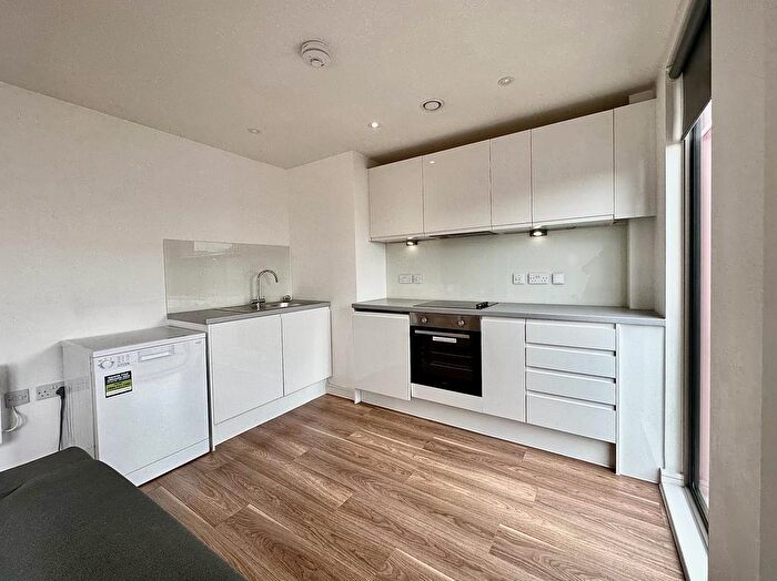 2 Bedroom Apartment To Rent In Slater Place, Liverpool, Merseyside, L1