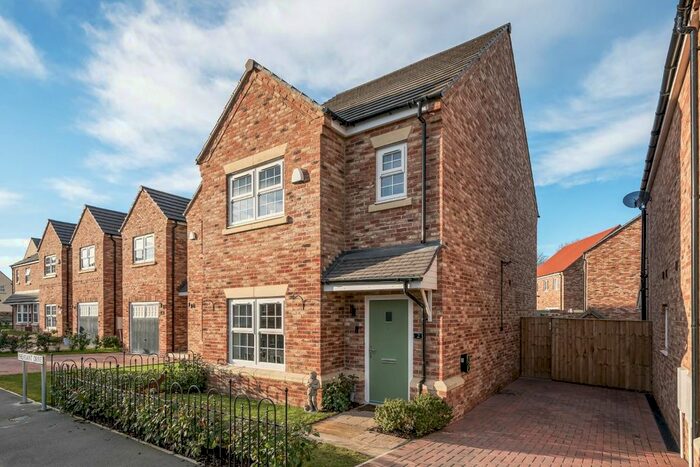 3 Bedroom Detached House For Sale In Pheasant Drive, Dishforth, YO7