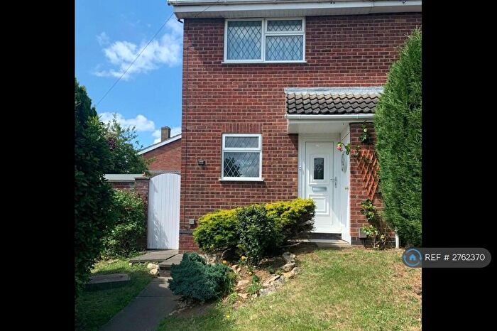 2 Bedroom Semi Detached House To Rent In Chelmsford Drive, Grantham, NG31