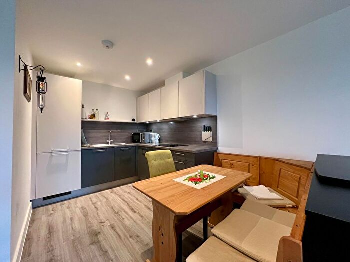 1 Bedroom Flat For Sale In George Street, Ashford, TN23