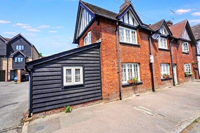 3 Bedroom Terraced House For Sale In Lower Street, Stansted, CM24