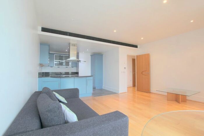 2 Bedroom Flat To Rent In Brewhouse Lane, London, SW15