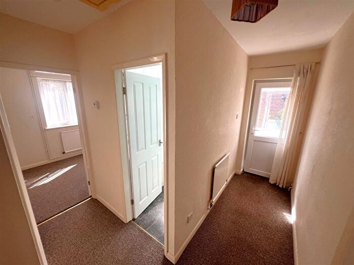 2 Bedroom Bungalow For Sale In Moor Park, Ruskington, NG34
