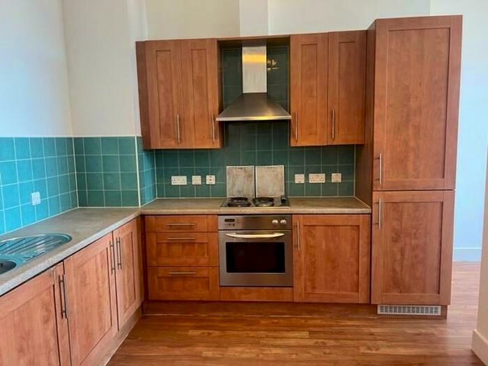 2 Bedroom Flat To Rent In Behrens Warehouse, Little Germany, Bradford, BD1