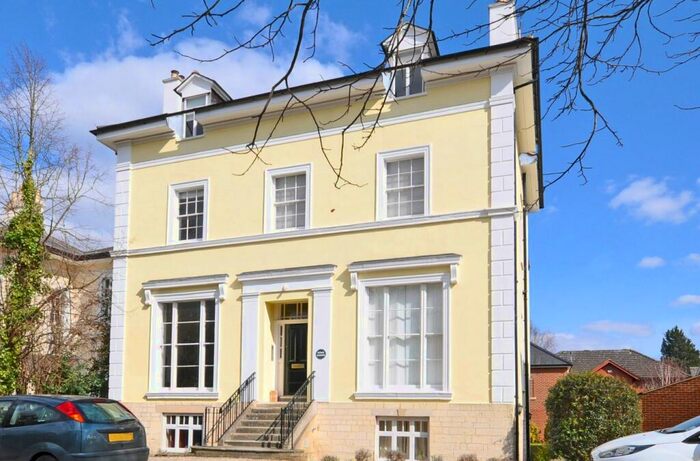 1 Bedroom Apartment To Rent In The Park, Cheltenham, GL50