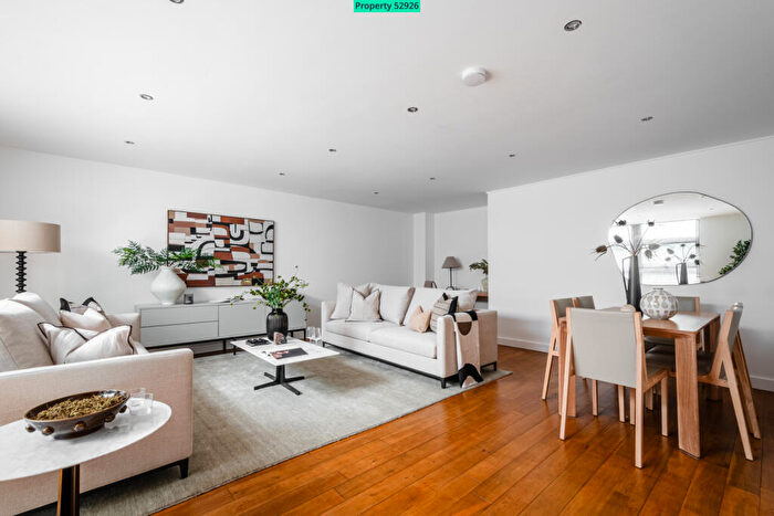 3 Bedroom Terraced House For Sale In Shacklewell Lane, London, E8