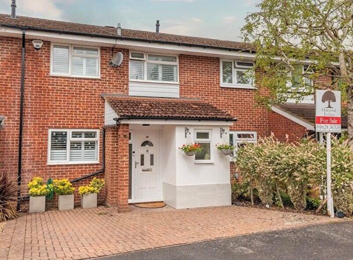 3 Bedroom Terraced House For Sale In Summers Road, Burnham, SL1